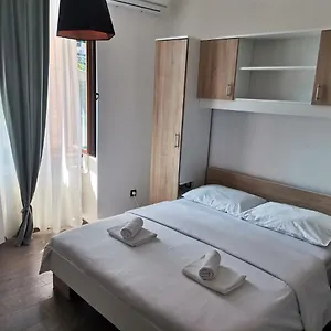 Apartamento Elin's In Center Pula